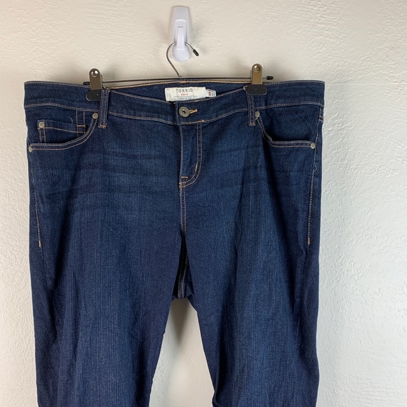 Torrid Denim Relaxed Boot Dark Wash High Rise Jean - Picture 2 of 10